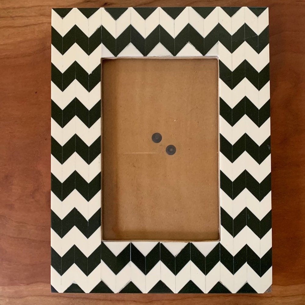 Shiraleah Picture Frame